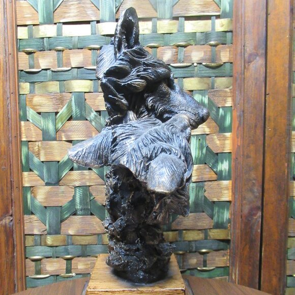 Resin and Wood Wolf Bronzed Wildlife Statue - Picture 7 of 11
